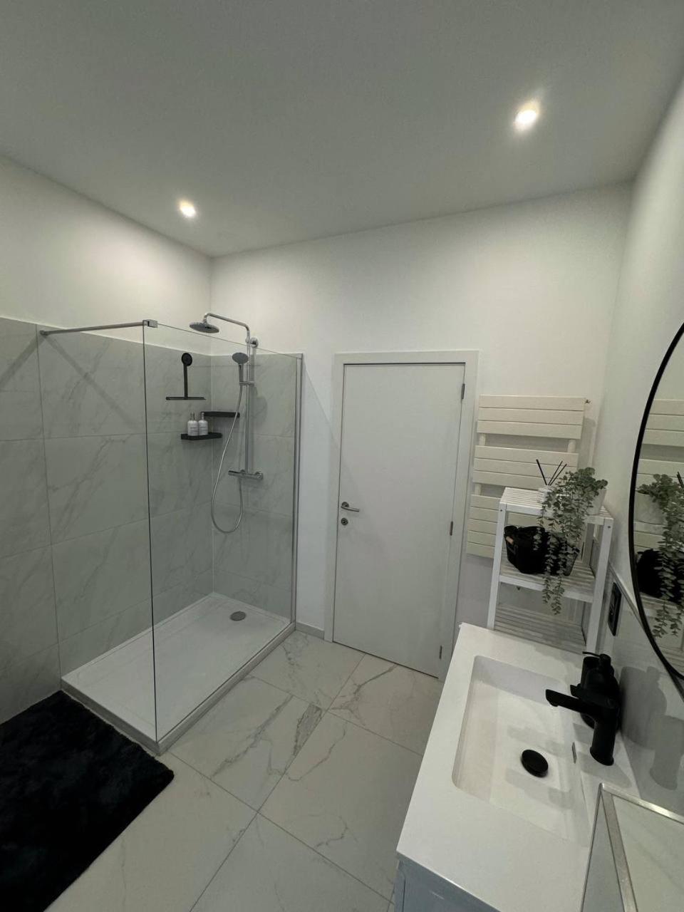 Studio A Ixelles - Viaduc Brussel Eksteriør bilde